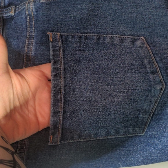Blue Jeans Size 16 Waist and 29 Length - Picture 4 of 8